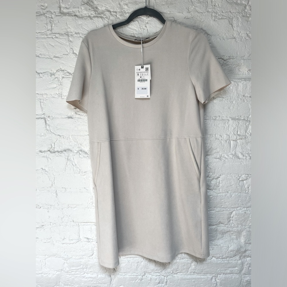 Zara dress cream with pockets